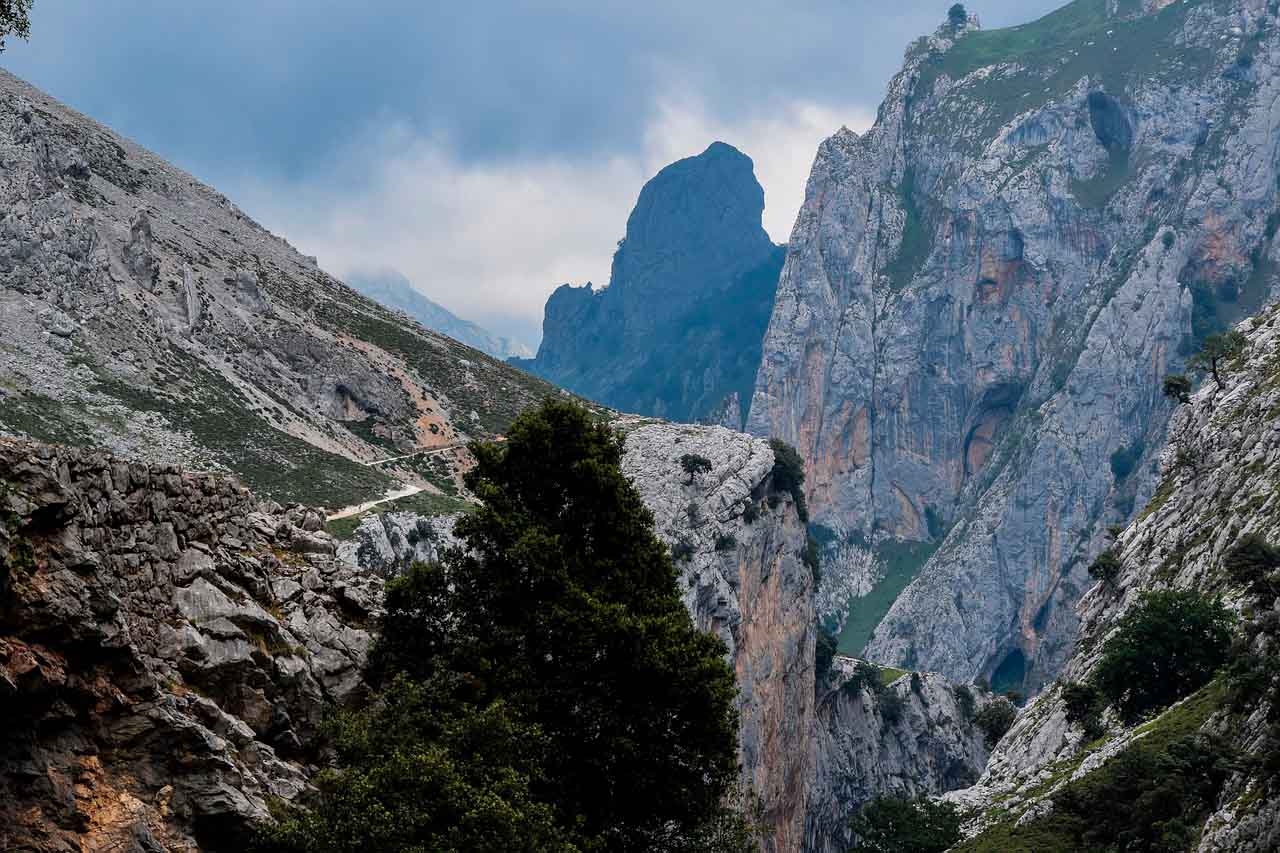 Viajar en autocaravana a Cangas de Onís