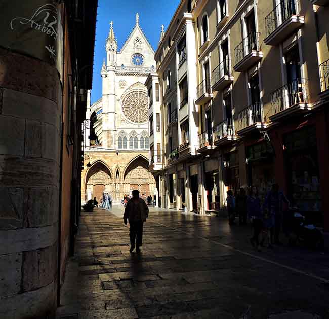 Viajar en autocaravana a León