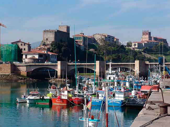 Viajar en autocaravana a San Vicente de la Barquera