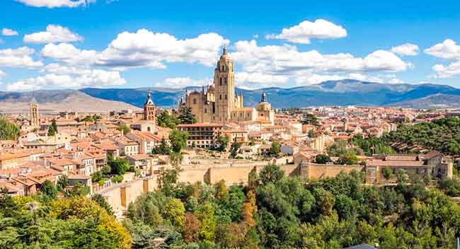 Viajar en autocaravana a Segovia