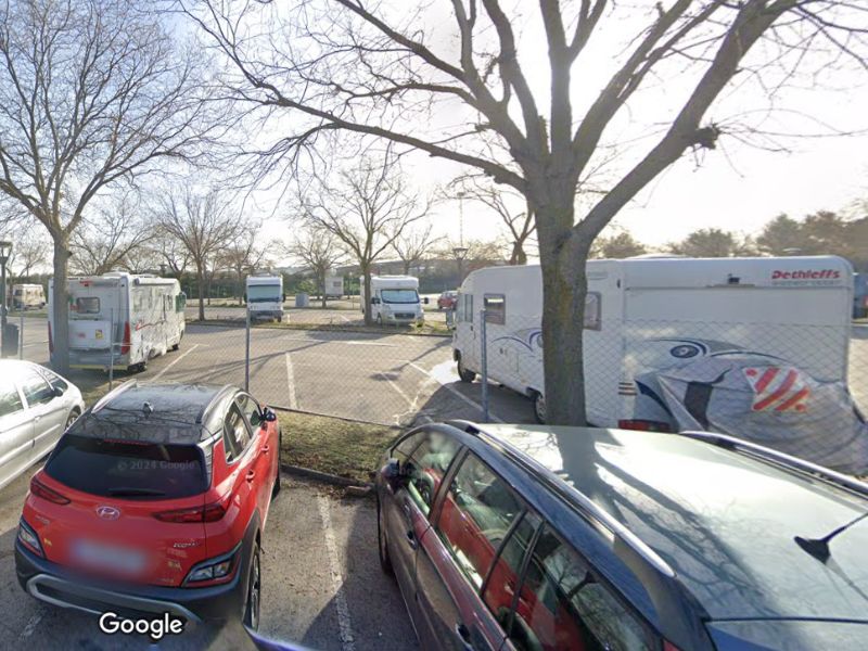 areas de autocaravanas y caravanas en madrid